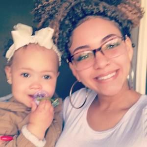 Meet your Posher, Azia